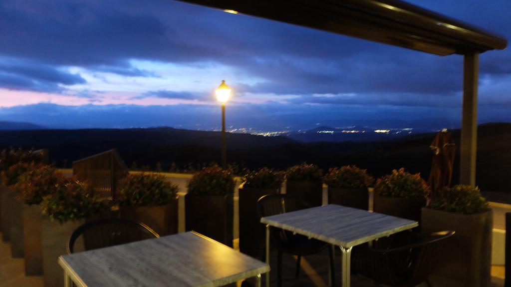 El Acebo de San Miguel Hotel Albergue La Casa Del Peregrino מראה חיצוני תמונה