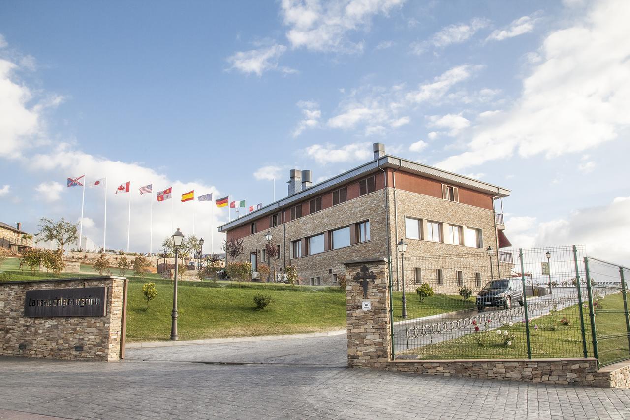 El Acebo de San Miguel Hotel Albergue La Casa Del Peregrino מראה חיצוני תמונה